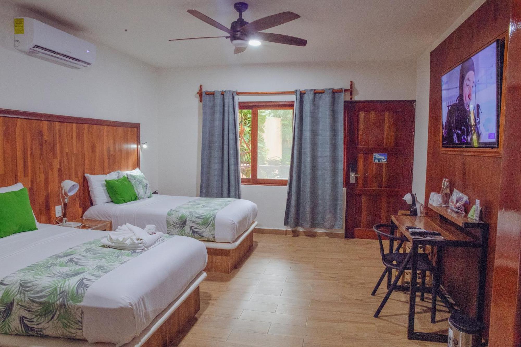 Aluxes Bacalar Hotel Exterior photo